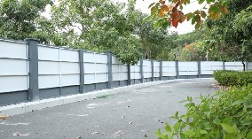 工程項(xiàng)目在遇春節(jié)復(fù)工高峰期，如何正確加強(qiáng)施工圍擋的維護(hù)管理